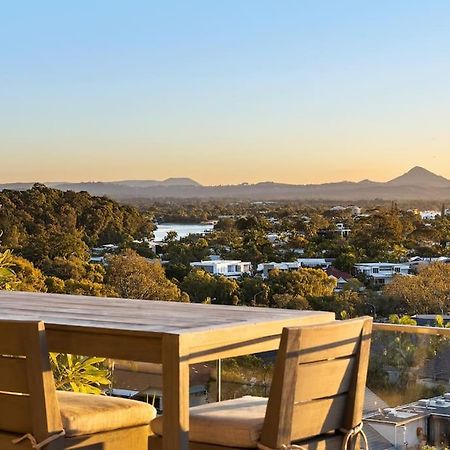 Apartamento Lavish Hastings Luxury, Breathtaking Views Noosa Heads Exterior foto